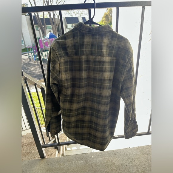 Perfect for fall! Men’s Medium thick jacket - Picture 2 of 5